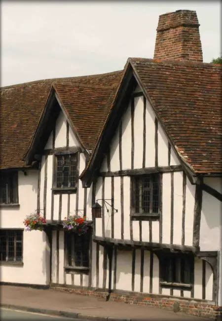 tudor properties|what were tudor houses like.